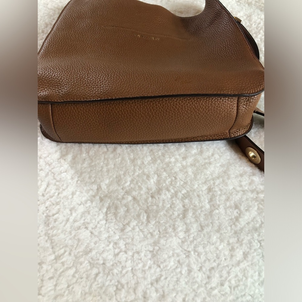 Michael Kors Tan Adjustable Crossbody Bag - Picture 4 of 9